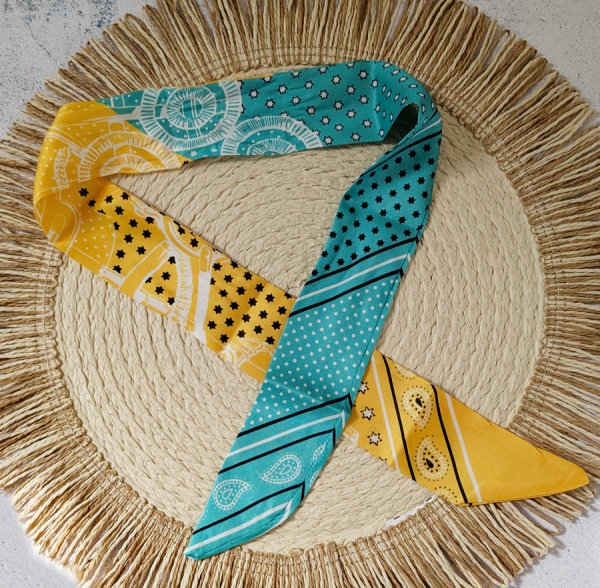Bandana Schal mit Sternen mintgrün-gelb